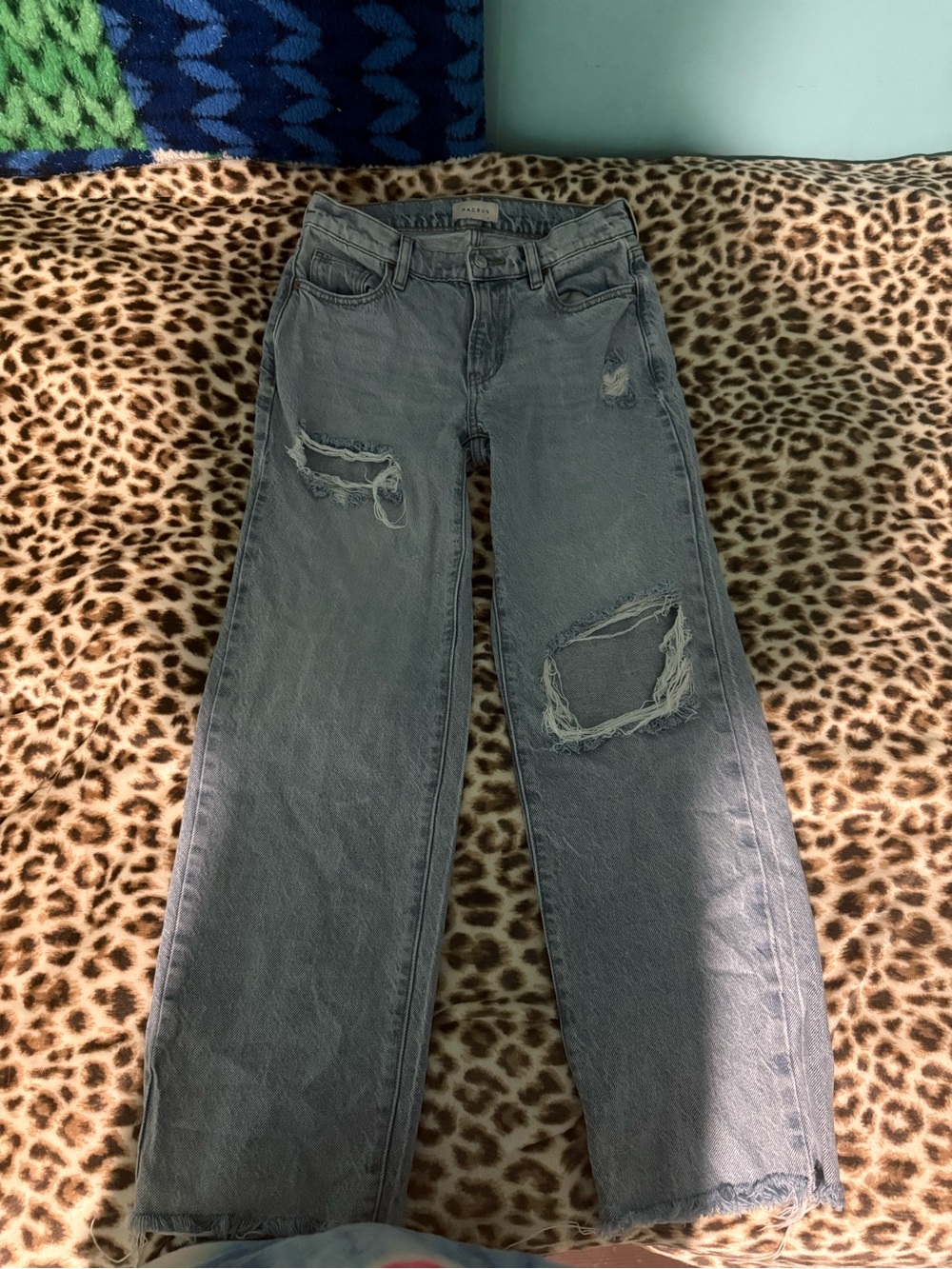 PacSun Washed Gray Ripped Wide-Leg Jeans